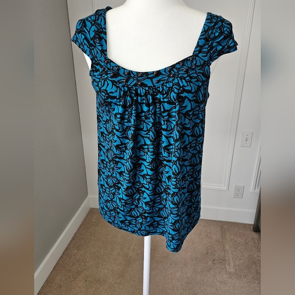 Cap Sleeve tank top blue and black, Banana Republic peasant top, Size S - Picture 2 of 8